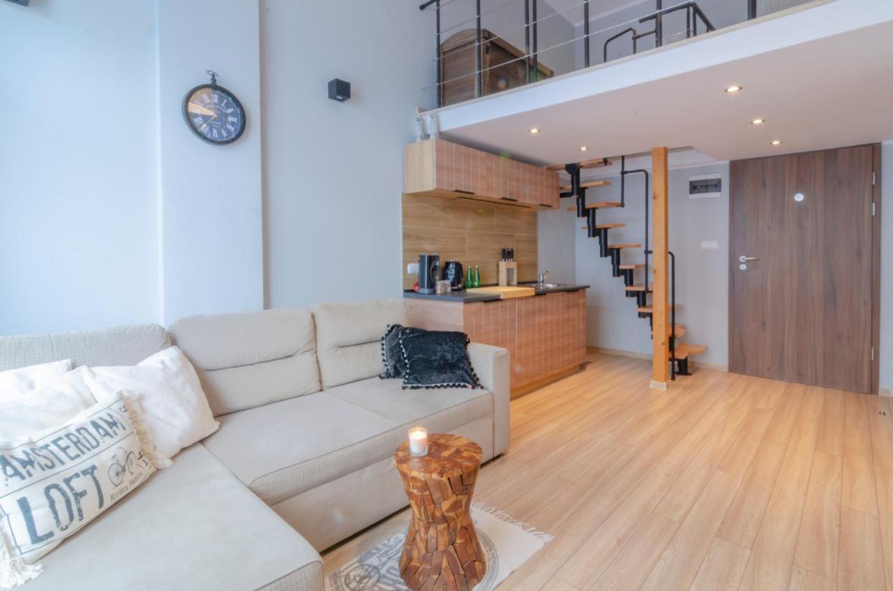 Holiday Home Loft Z Antresola I Balkonem Przy Plazy Miedzyzdroje Exteriér fotografie